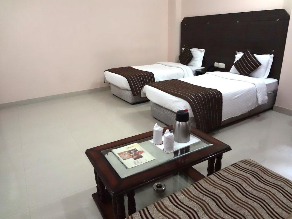 Hotel Kyron Delhi  Værelse billede