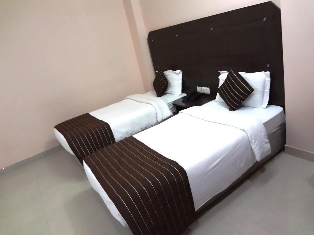 Hotel Kyron Delhi  Værelse billede