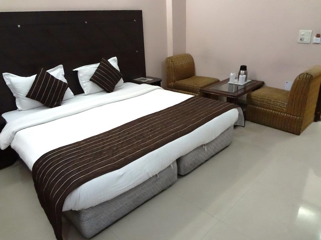 Hotel Kyron Delhi  Værelse billede