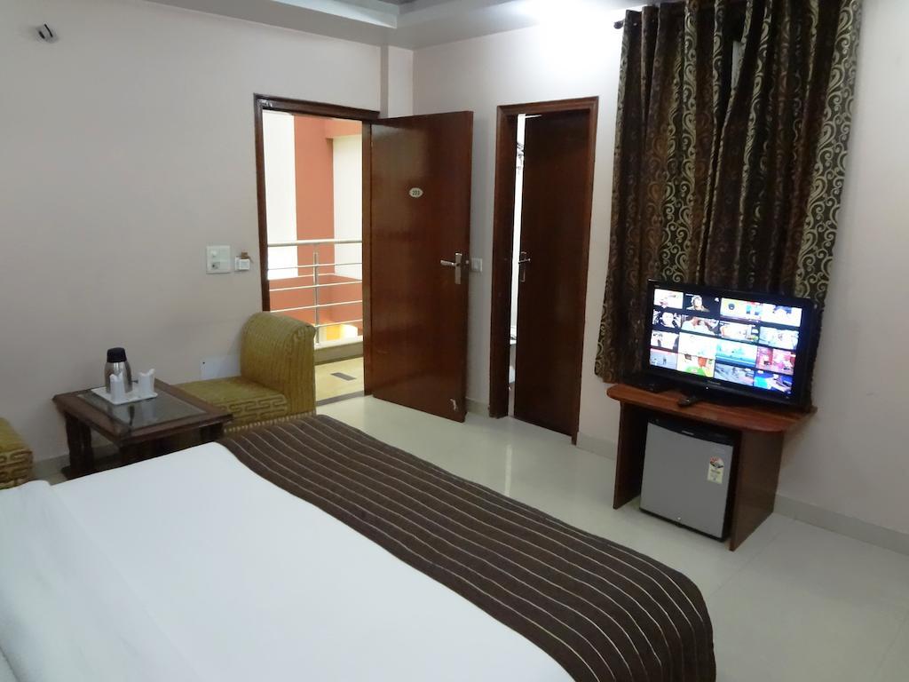 Hotel Kyron Delhi  Værelse billede